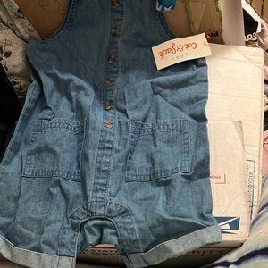 FINAL MARKDOWN Cat & jack shortalls 18 months NWT